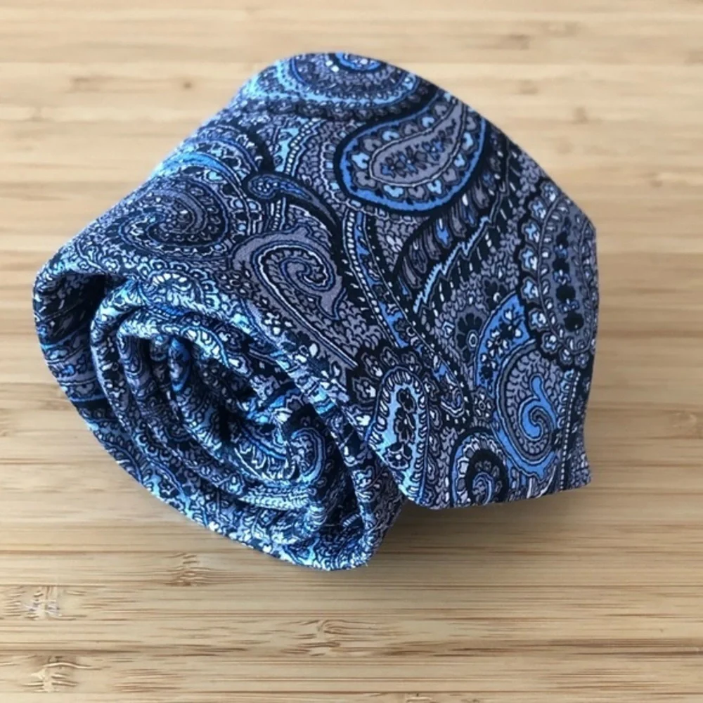 Bugatchi stunning silk